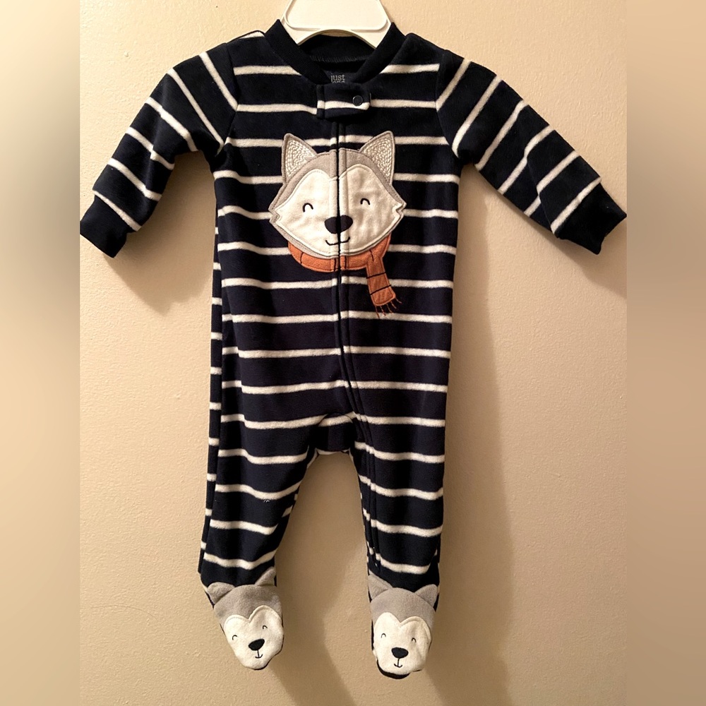 NWOT unisex baby one-piece suit, blue with white lines, for 3M